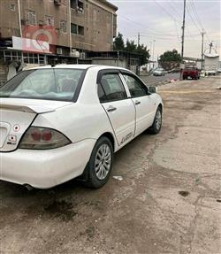 ميتسوبيشي لانسر